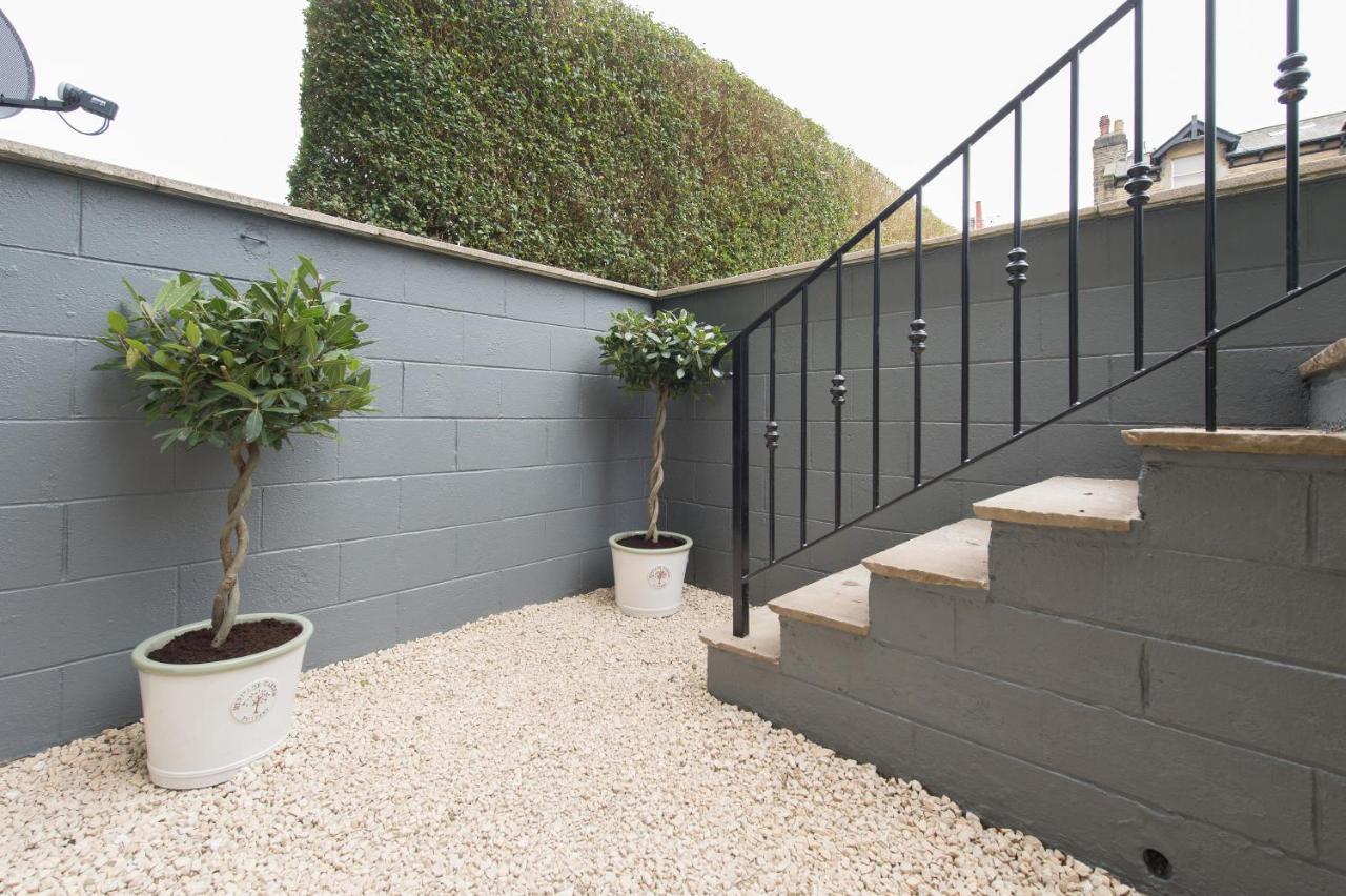 The Burrow By Harrogate Serviced Apartments מראה חיצוני תמונה