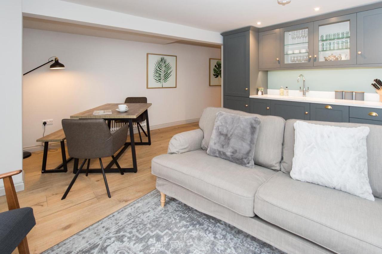 The Burrow By Harrogate Serviced Apartments מראה חיצוני תמונה