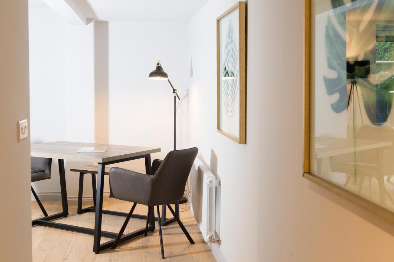 The Burrow By Harrogate Serviced Apartments מראה חיצוני תמונה