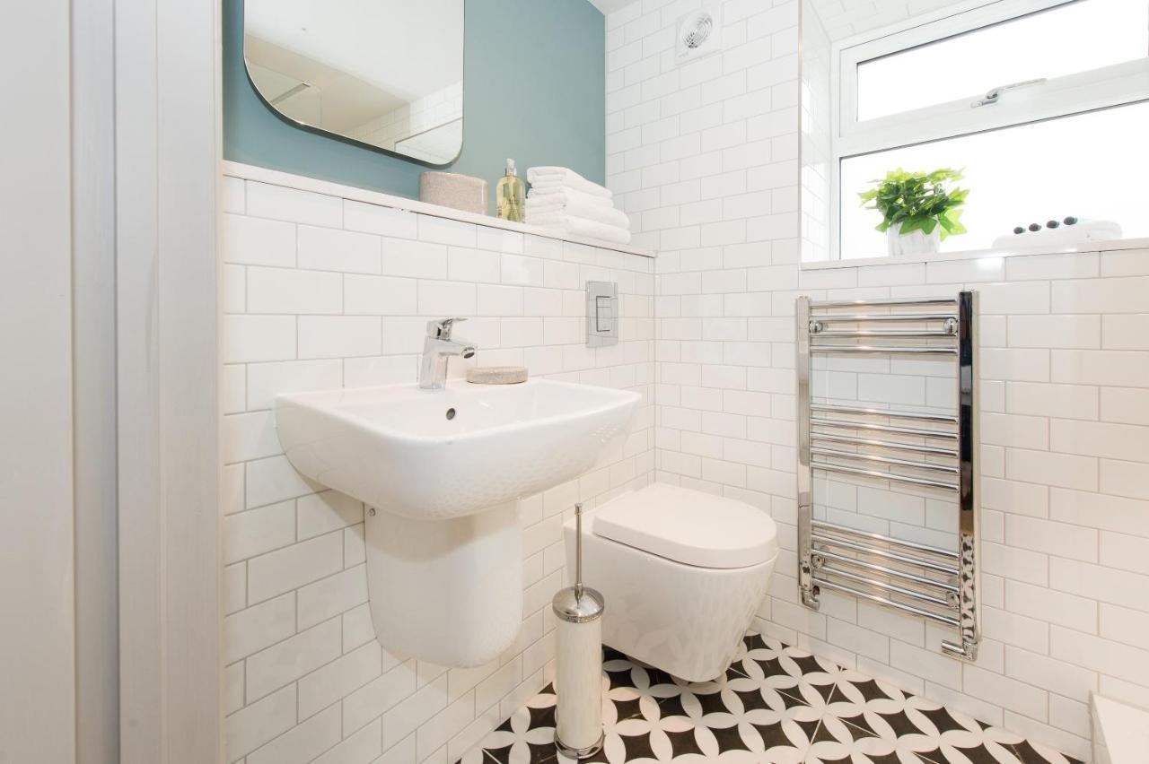 The Burrow By Harrogate Serviced Apartments מראה חיצוני תמונה