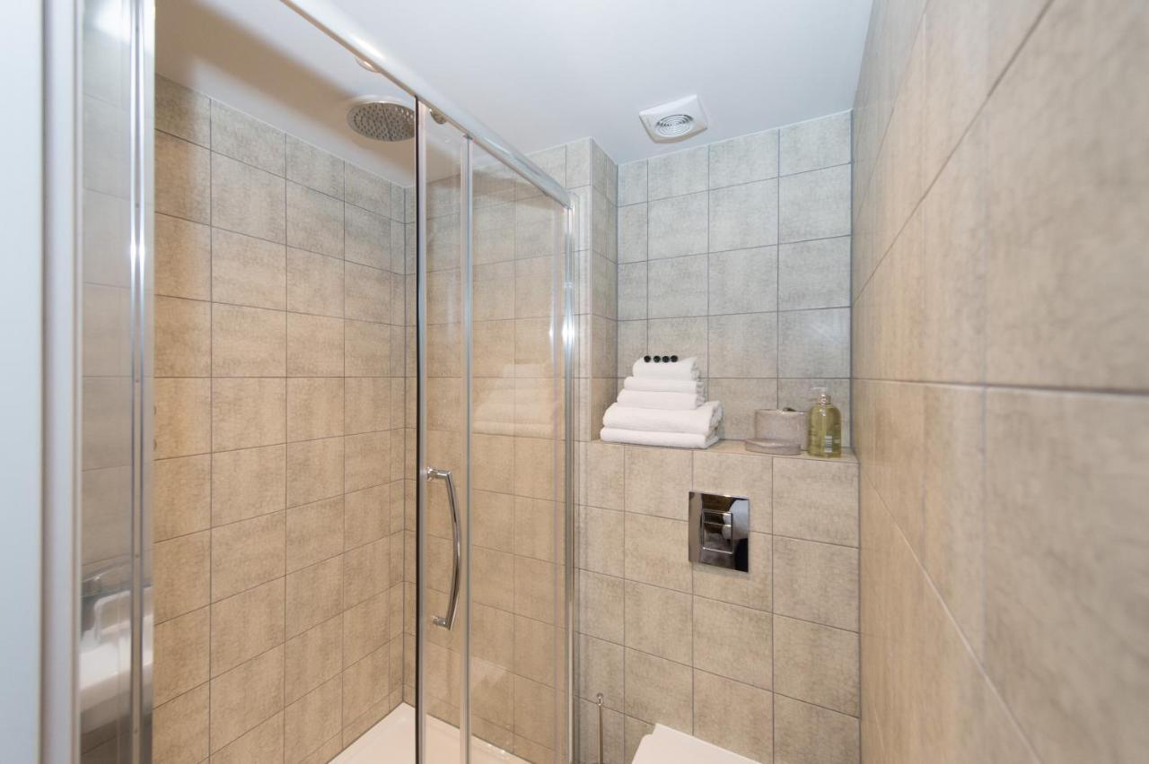 The Burrow By Harrogate Serviced Apartments מראה חיצוני תמונה